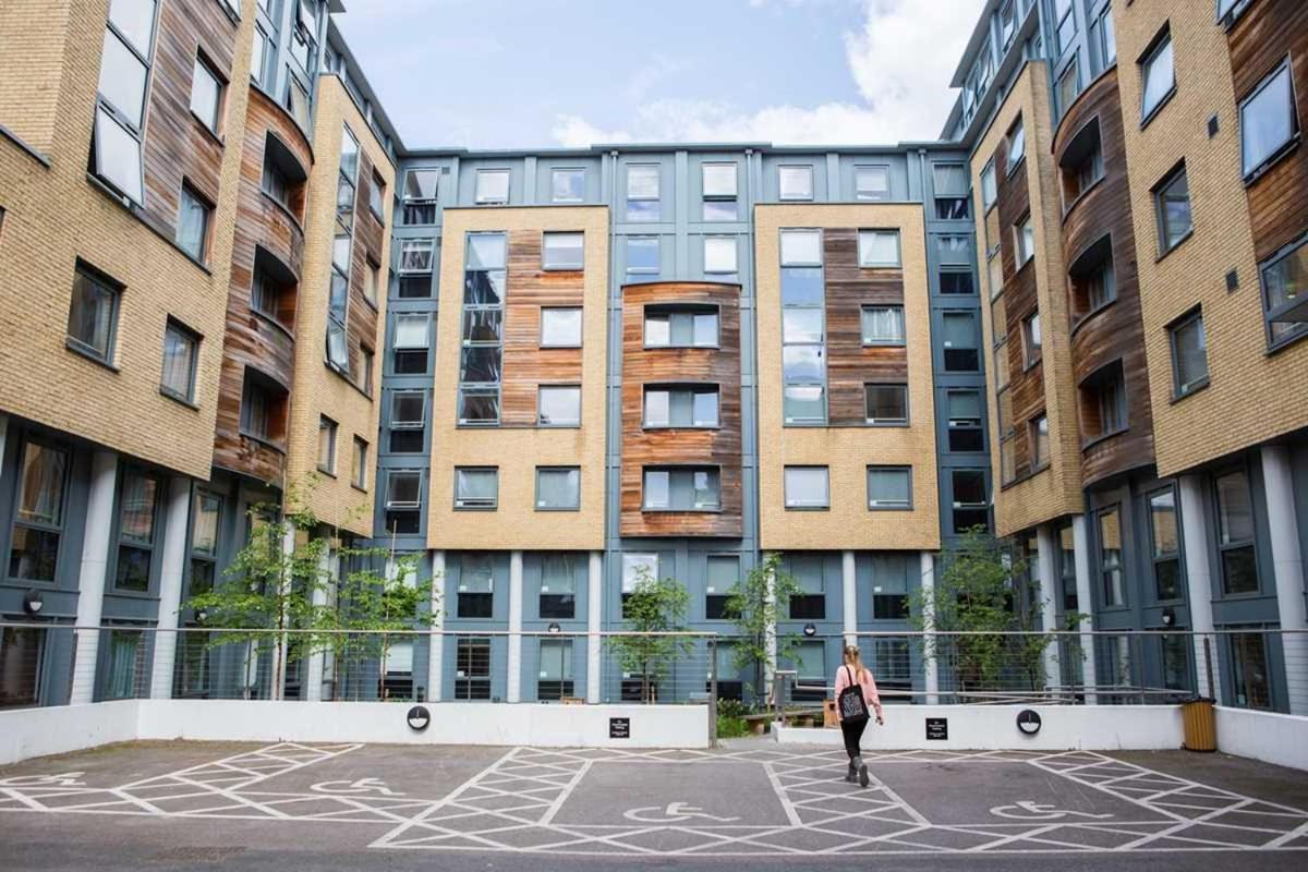 For Students Only Chapter Islington In Londres Exterior foto